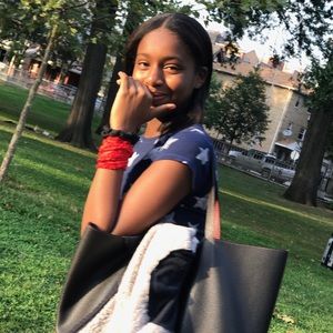 Meet your Posher, Hafssatou